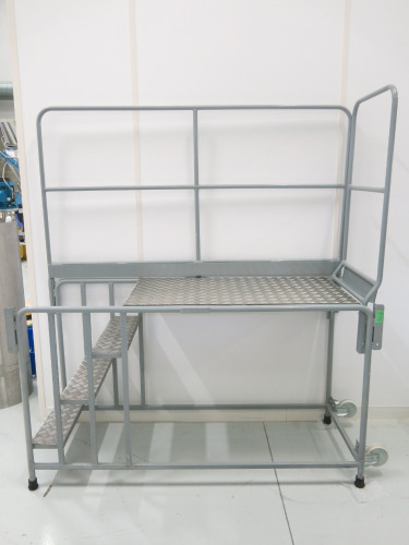 3 Tread Single Ended Access Platform in Grey. Size H197 x W68 x D175cm.