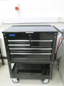 SGS Mobile Tool Chest with 5 Draws, Shelf Under & Lift Up Lid. Size H105 x W85 x 51cm.