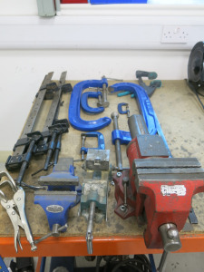 Assorted Workshop Clamps & Vices to Include: Clarke 16 Workbench Vice in Red, 2 x Small Workbench Vices, 5 x G Clamps, 4 x Sash Clamps & 1 x Other.