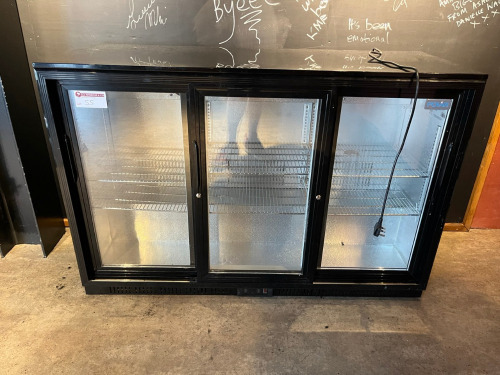 Polar 3 Door Undercounter Back Bar Chiller with Glass Sliding Doors, Model GL009. Size H90 x W1350 x D52cm.