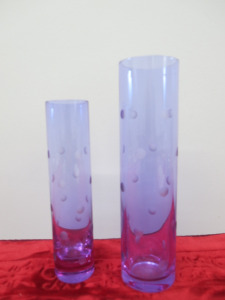 Set of 2 Royales De Champagne Cristal, Purple Tall Vases with Etched Bubble Effect. Size H21 & H26cm. Comes with Royales De Champagnes Purple Glass Leaf with Missing Centre Piece (Damaged).