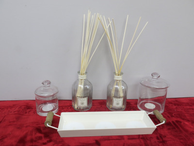 5 x Items to Include: 2 x Dr Vranjes Difusers, 2 x Glass Pots with Lids & 1 x Metal Tray with Wood Handles.