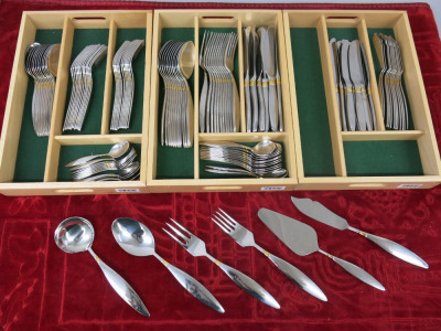 128 Piece Herdmar 18/10 Portugal, Cutlery Set to Include: Knives, Forks, Spoons & Serving Utensils. NOTE: appears with little use.