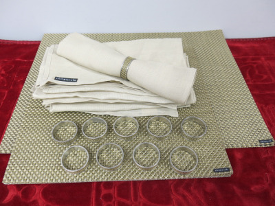 Set of Chilewich Table Dressing to Inlcude: 10 x Napkin Rings, 4 x Large Table Mats, 10 x Place Mats & 7 x Napkins.