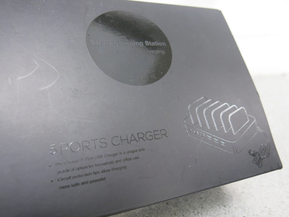 Boxed/New 5 Ports Charger, USB Charging Station, Smart & Quick Charging.