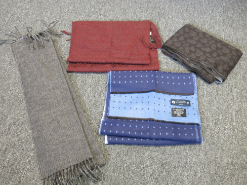 4 x Cashmere Scarfs.