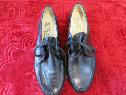 Pair of Magnus Black Men's Shoes. Size 48 EU, Appear New/Unworn.