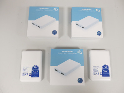 5 x Bio Master 5.000 mah AntiMicrobial Powerbank to Include: 3 x Boxed & 2 x Used.