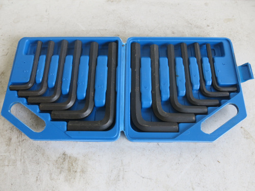 Set of 12 (6 Metric and 6 Imperial) Allen Keys in Carry Case (8-19mm & 3/8-3/4")