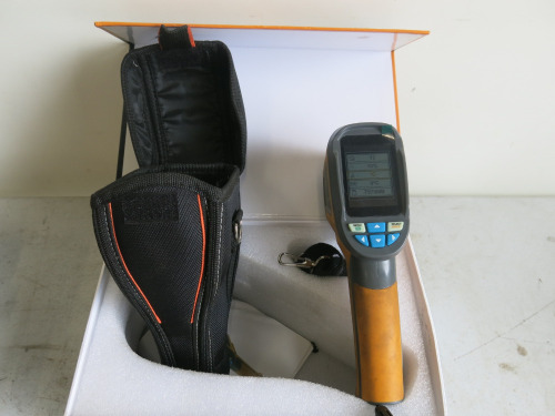 HTI KMOON HT-02D Thermal Imaging Camera Comes with Box, Case & Manual.