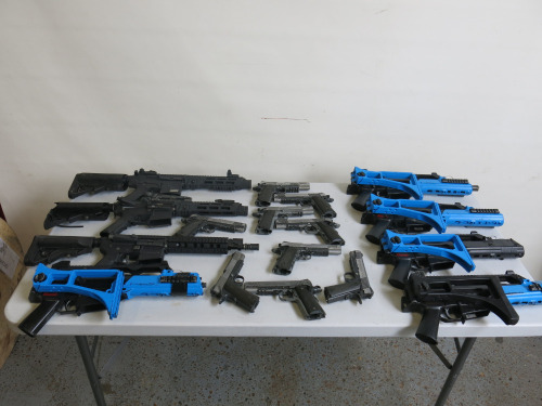 26 x Air Soft Pistols & Rifles to Include: 14 x Colt Rail Gun, 4 x 1911 Tactical Rail Gun with 18 x Magazines & 5 x ASG Rifles, 2 x Valken Rifles & 1 x Amoeba Rifle with 8 Magazines (Condition As Viewed).