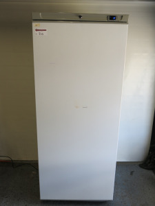 CK6000 Lockable Upright Laboratory Refrigerator.