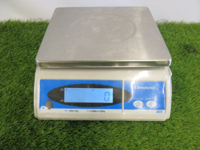Brecknell Bench Scales, Model 405-LCD. Capacity 15 KGS.