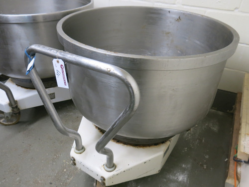 Ibis Mixing Bowl & Trolley, Model WSA340. NOTE: for use with lots 48, 49, 50 & 51.