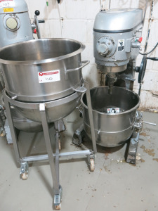 Unbranded Floor Standing Spiral Mixer with 2 x Mixing Bowls, Mobile Stand, Beater & Whisk.