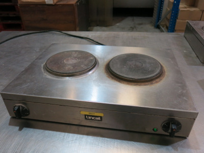 Lincat 2 Ring Electric Countertop Boiling Top, Model LBR2.