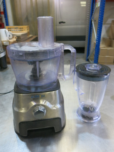 Adexa Food Processor, Model FP407. Comes with Additional Jug & 3 Assorted Spare Blades.