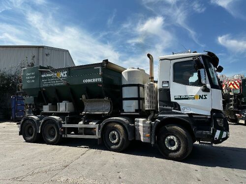 LK68 AEZ: Renault C460, 8 x 4 Omega Roadmaster Volumetric Concrete Mixer, 32,000kg Gross, One Owner From New, Mileage 219,419km. Comes with Key, V5 & Document History Folder.