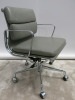 Charles Eames by Vitra EA217 Soft Pad Polished Aluminium Grey Leather Iconic Office Swivel Chair. - 6