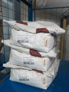 6 x 15Kg Bags of Credin Custard De Lux A15, BBE02/2025.