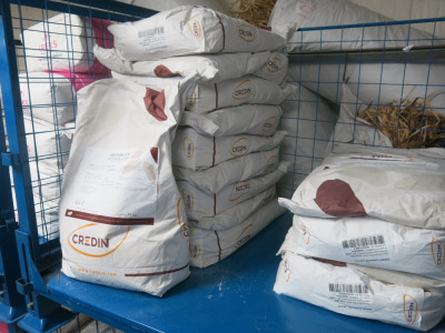 13 x 15Kg Bags of Credin Custard De Lux A15, BBE 12/24.