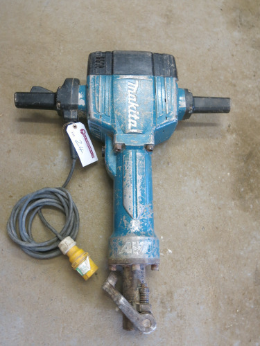 Makita HM1810 Electric Breaker, 110v, 1700W. Comes with Manual.