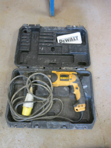 DeWalt 110v SDC Hammer Drill in Case.