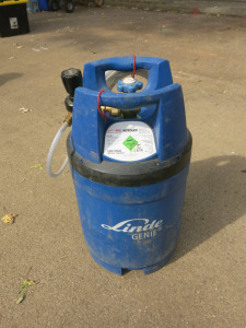 Nitrogen Gas Cylinder with Gauge, Gross Weight 19kg.