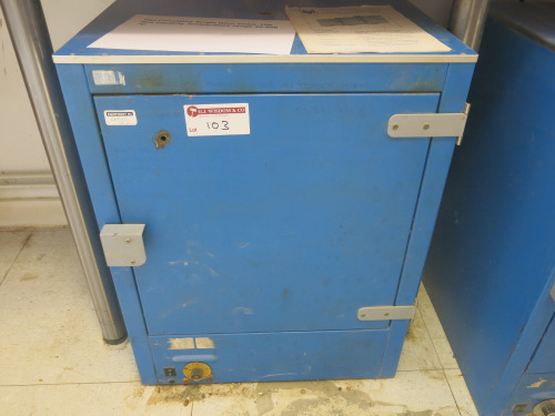 Fan Circulated Single Door Oven, 150 Litre Capacity, Temperature Range 40-250 Degrees C.