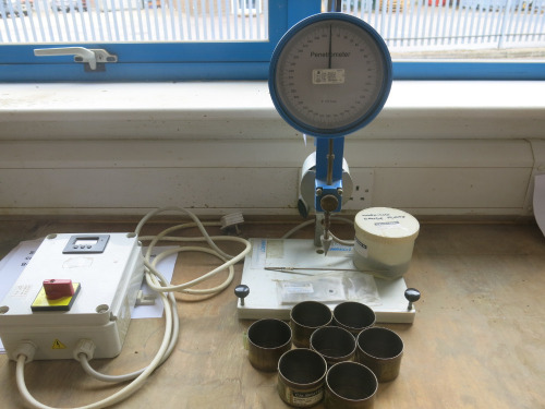 Impact Standard Dial Penetrometer with Cone, Cup, Needles and Penetration Test Gauge. BS1377:2. Comes with Manuals.