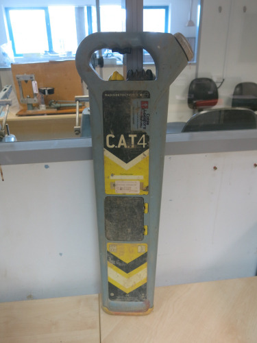 C.A.T 4 Radio Detection Cable Avoidance Unit.