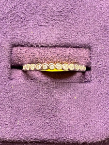 9ct White Gold (,10ct) Diamond Half Eternity Ring. Size M. RRP £980.