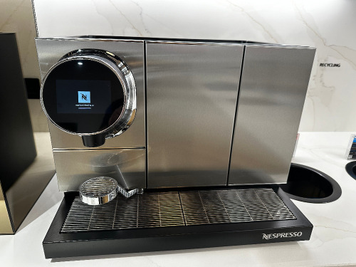 Nespresso Professional Momento 120 Coffee Machine with Manual & Keys.