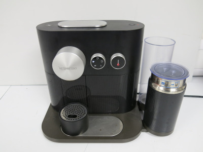 Nespresso Krups XN601 Coffee Pod Machine with Milk Frother. NOTE: missing lid for water holder.