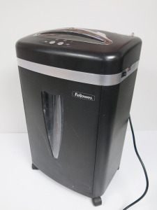 Fellowes MS450Cs Cross Cut Shredder.