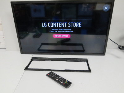 LG 32" TV, Model 32LM631COZA. Comes with Feet, Wall Bracket & Remote.