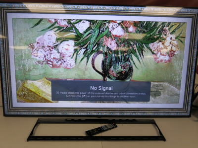 LG 65" TV, Model 65UR640S9ZD, DOM 05/22. Comes with Wall Bracket, Feet & Remote, Requires Power Lead.