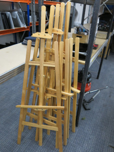 5 x Assorted Easel's.