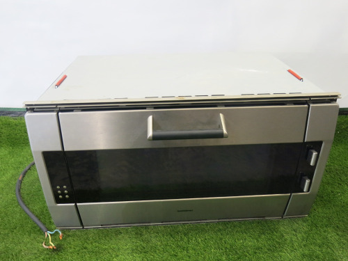 Built In Gaggenau Oven, Type HLEB38, Model EB388110. Size H 48 x W85 x D61cm