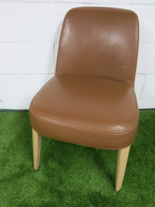 Antonio Citterio 'Maxalto Febo' B&B Italia Tan Leather Chair.