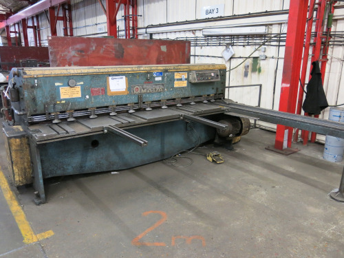 Amada Guillotine M2545, S/N 2500 941, DOM June 1977, Capacity 2500 x 4.5mm, Weight 5300kg.