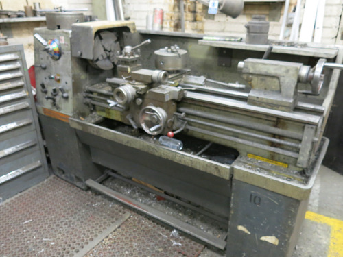 Colchester Student 1800 Lathe, 3 Phase. Comes with 2 x 3 & 1 x 4 Jaw Chucks & 9 Draw Cabinet with Large Assortment of Lathe Tooling (As Viewed).