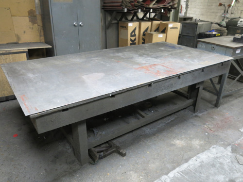 Courtburn T Slotted Metal Working Table. Size H80 x W250 x D126cm.