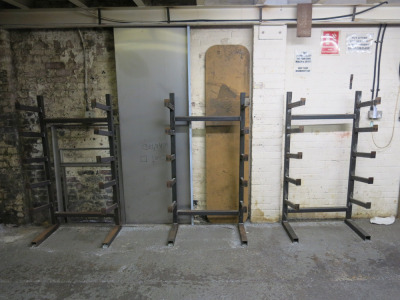 Cantilever Metal Material Rack with 3 Uprights & 5 Arms. Size H152 x W240 x D45cm