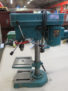 Black Spur 5 Speed Bench Drill, Model BD100.