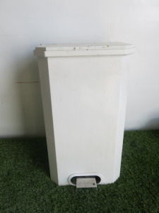 Sunflower Medical Furniture Metal Pedal Bin.