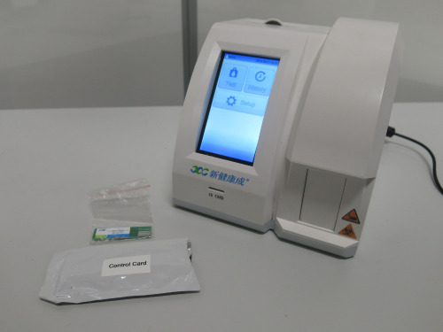 IFP Series Fluorescent Immunoanalyzer IFP-2000, S/N IFP2000210065. Comes with Power Supply, SARS-Cov-2 Antigen ID Chip & Control Card. DOM 09/2021.