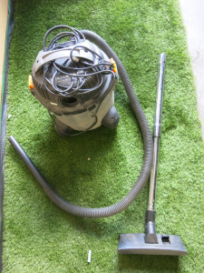 Titan Vacuum Cleaner, Model TTB35OVAC. Comes with Accessories (As Viewed).