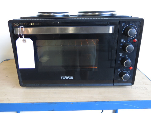 Tower Electric Mini Oven with Hot Plates, Model Tl4044. NOTE: missing foot.