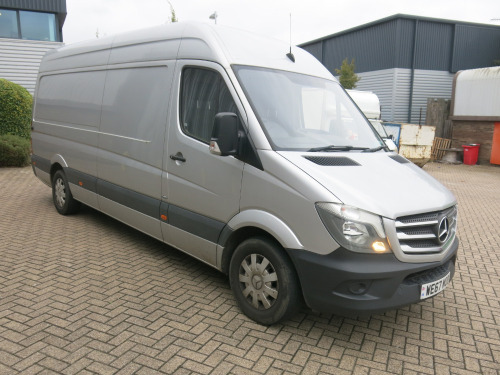 WE67 MOB: Mercedes Benz Sprinter 314CDI Panel Van in Silver. 6 Speed Manual, Diesel, Mileage 49103. MOT Expires 04/2025. Comes with 2 Keys & V5 Registration Certificate.